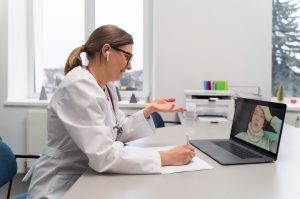 La telemedicina como aliada de las empresas para reducir el ausentismo y mejorar la productividad